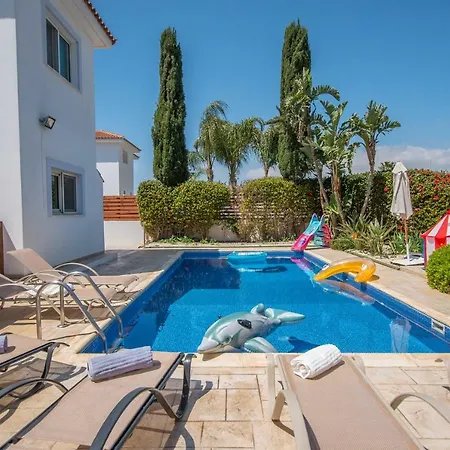 Villa Yolanda Holiday